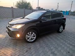 Сүрөт унаа Toyota RAV4