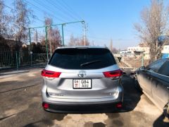 Сүрөт унаа Toyota Highlander