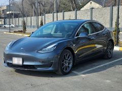 Фото авто Tesla Model 3