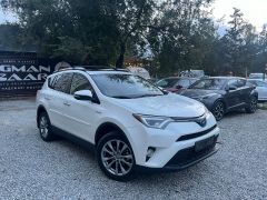 Сүрөт унаа Toyota RAV4