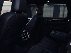 Сүрөт унаа Porsche Cayenne