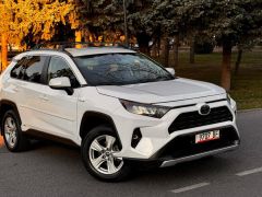 Photo of the vehicle Toyota RAV4