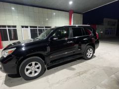 Photo of the vehicle Lexus GX