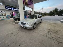 Photo of the vehicle Mercedes-Benz E-Класс