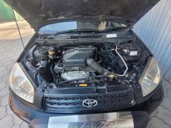 Сүрөт унаа Toyota RAV4