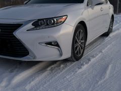 Photo of the vehicle Lexus ES