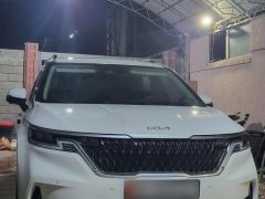 Фото авто Kia Carnival