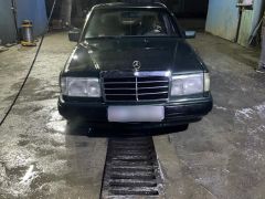 Photo of the vehicle Mercedes-Benz W124