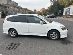 Сүрөт унаа Honda Stream