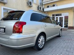 Сүрөт унаа Toyota Avensis