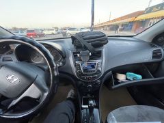 Сүрөт унаа Hyundai Solaris