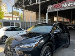 Photo of the vehicle Lexus NX