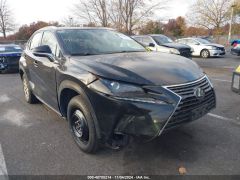 Photo of the vehicle Lexus NX