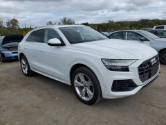 Photo of the vehicle Audi Q8