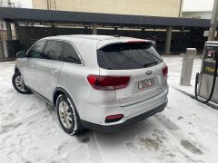 Сүрөт унаа Kia Sorento