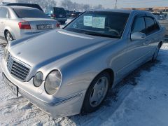 Фото авто Mercedes-Benz E-Класс