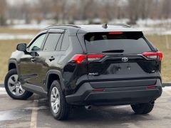 Photo of the vehicle Toyota RAV4