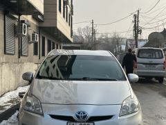 Фото авто Toyota Prius