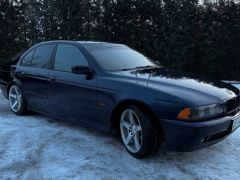 Photo of the vehicle BMW 5 Series