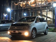 Сүрөт унаа Toyota Ist