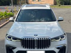 Фото авто BMW X7