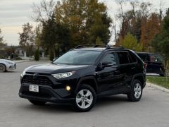 Сүрөт унаа Toyota RAV4