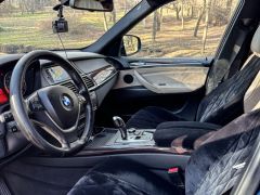 Photo of the vehicle BMW X5