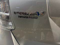 Photo of the vehicle Toyota Prius v (+)