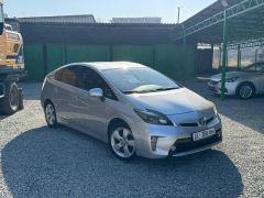 Фото авто Toyota Prius