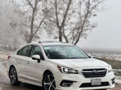 Photo of the vehicle Subaru Legacy