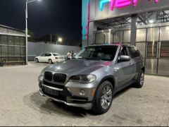 Photo of the vehicle BMW X5