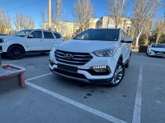 Photo of the vehicle Hyundai Santa Fe