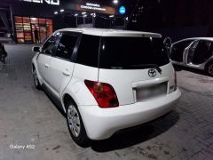 Фото авто Toyota Ist