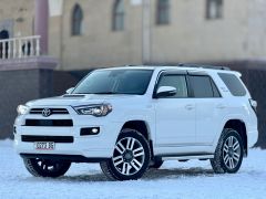 Photo of the vehicle Toyota 4Runner