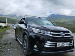 Фото авто Toyota Highlander