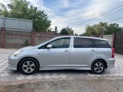 Сүрөт унаа Toyota Wish