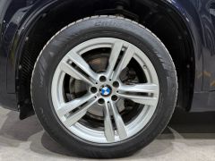 Photo of the vehicle BMW X5