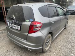 Фото авто Honda Fit