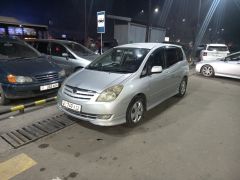 Сүрөт унаа Toyota Corolla Spacio