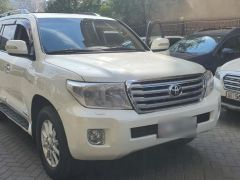 Фото авто Toyota Land Cruiser