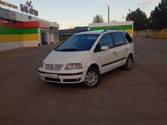 Сүрөт унаа Volkswagen Sharan