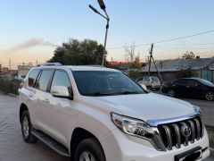 Сүрөт унаа Toyota Land Cruiser Prado