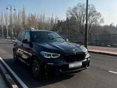 Photo of the vehicle BMW X5