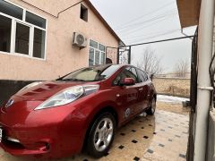 Сүрөт унаа Nissan Leaf