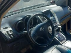 Photo of the vehicle Lexus RX