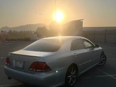 Сүрөт унаа Toyota Crown