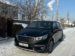 Фото авто Kia Carnival