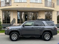 Photo of the vehicle Toyota 4Runner