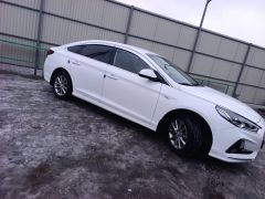 Photo of the vehicle Hyundai Sonata