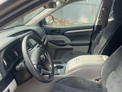 Сүрөт унаа Toyota Highlander